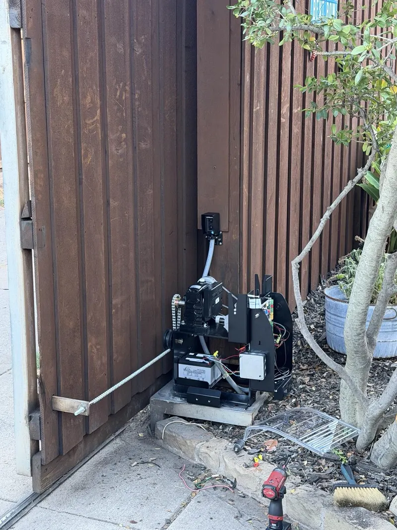 LiftMaster gate repair in Frisco, Texas